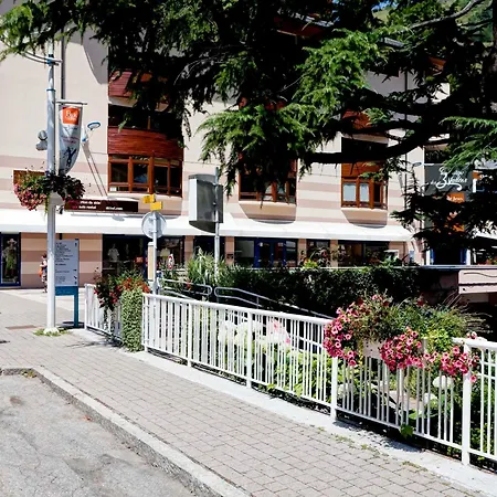 Confortable Avec Balcon, Wi-fi Et Parking A Pour 4 Pers - Fr-1-512-234 Lägenhet *